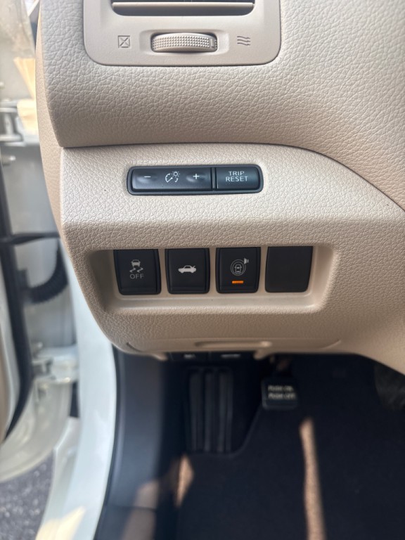2015 Nissan Altima Image 16