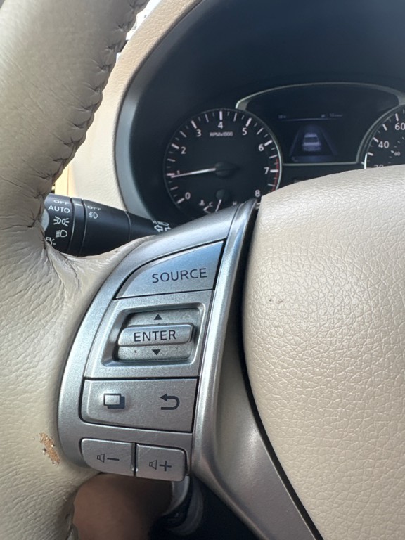 2015 Nissan Altima Image 18
