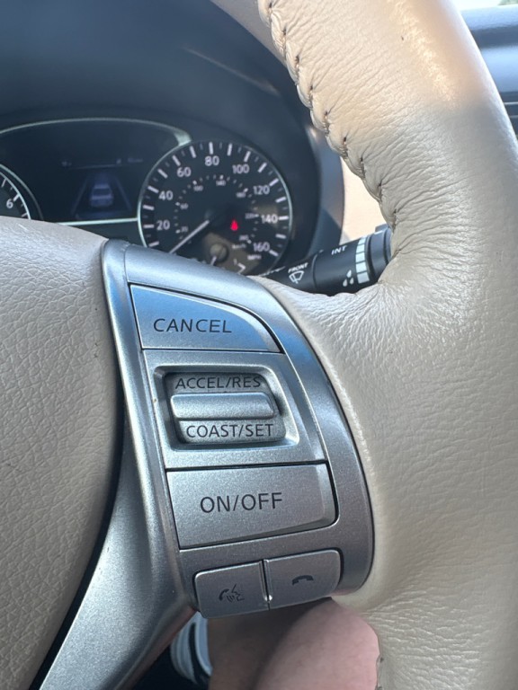 2015 Nissan Altima Image 19