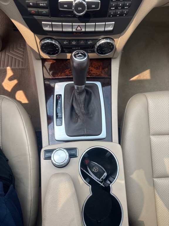 2012 Mercedes-Benz C-Class Image 19