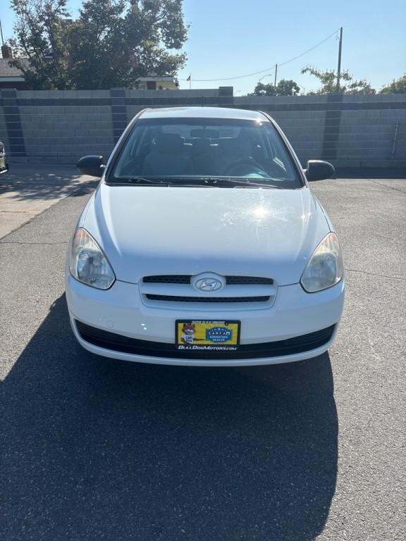 2009 Hyundai Accent Image 4