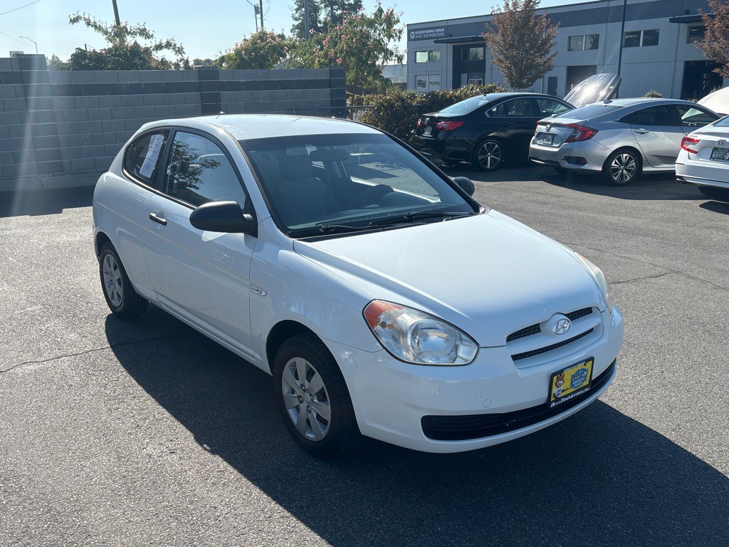 2009 Hyundai Accent Image 5