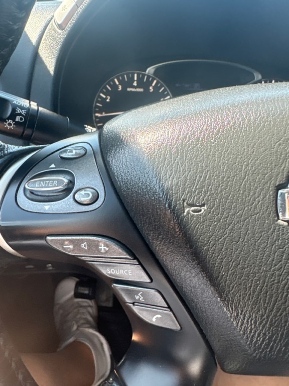 2018 Nissan Pathfinder Image 18