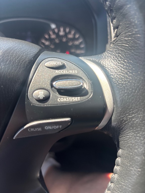 2018 Nissan Pathfinder Image 19