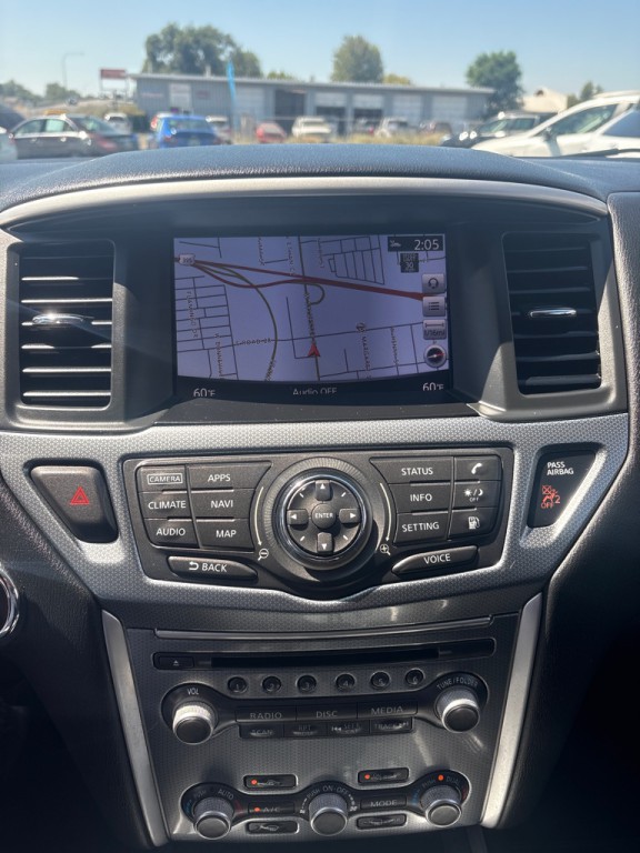 2018 Nissan Pathfinder Image 22