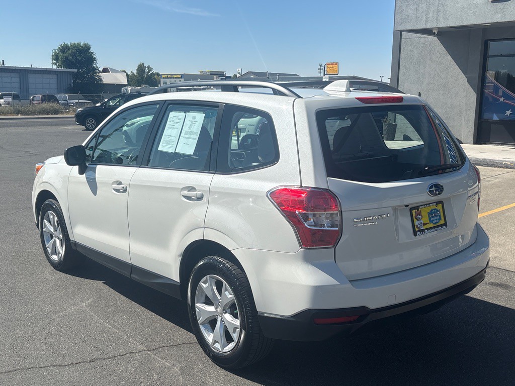 2016 Subaru Forester Image 3