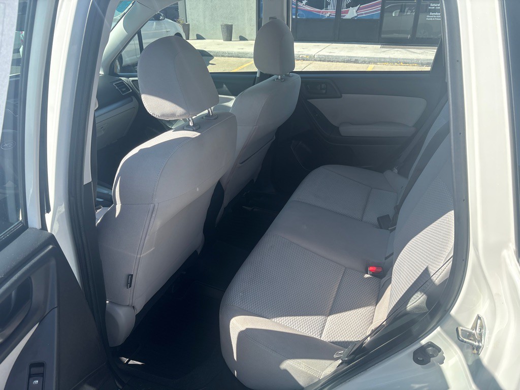 2016 Subaru Forester Image 13