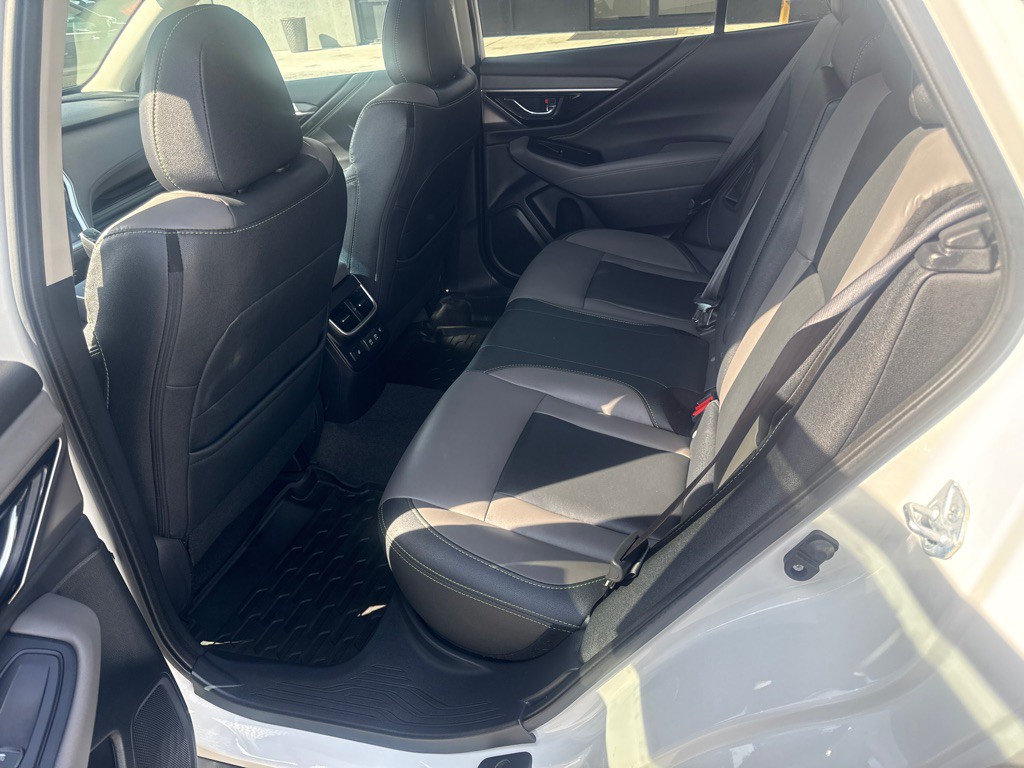 2021 Subaru Outback Image 17