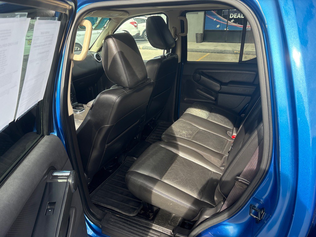 2010 Ford Explorer Image 13