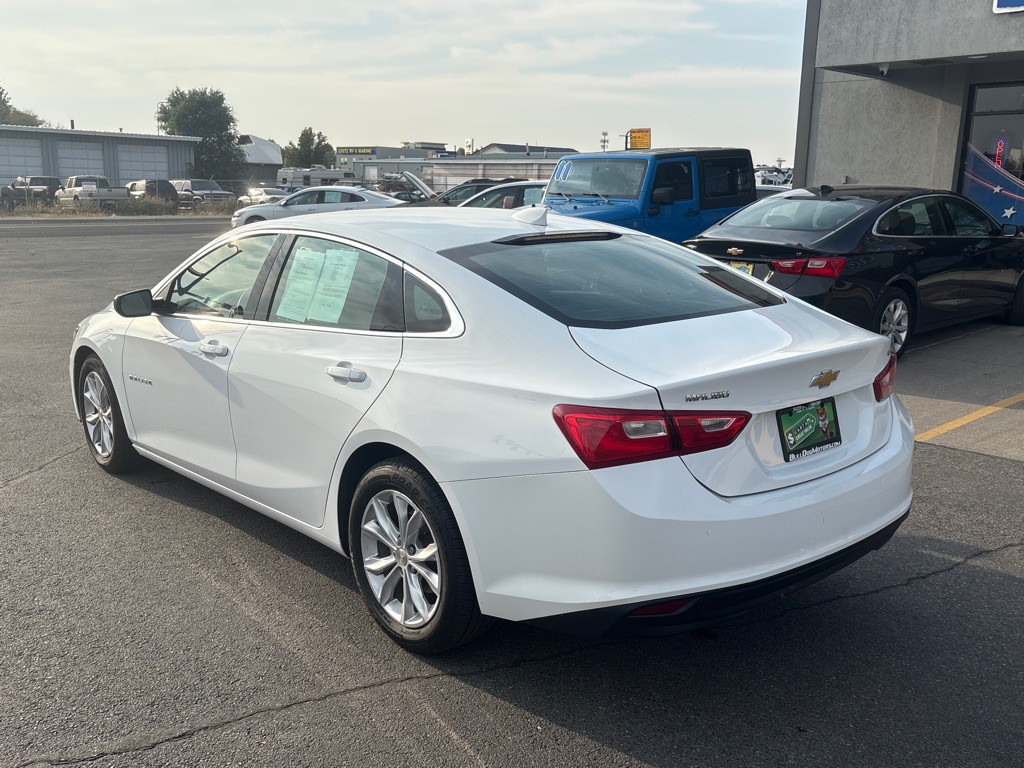 2023 Chevrolet Malibu Image 3
