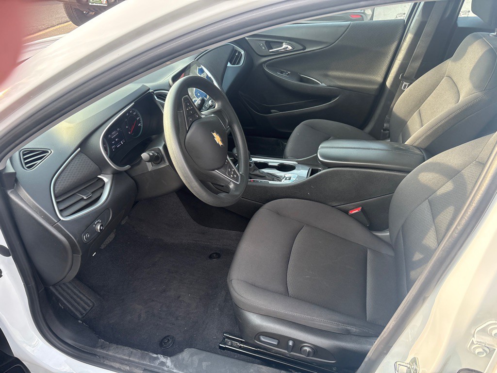 2023 Chevrolet Malibu Image 12
