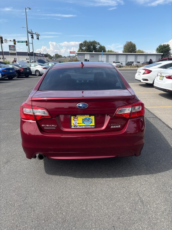 2016 Subaru Legacy Image 8