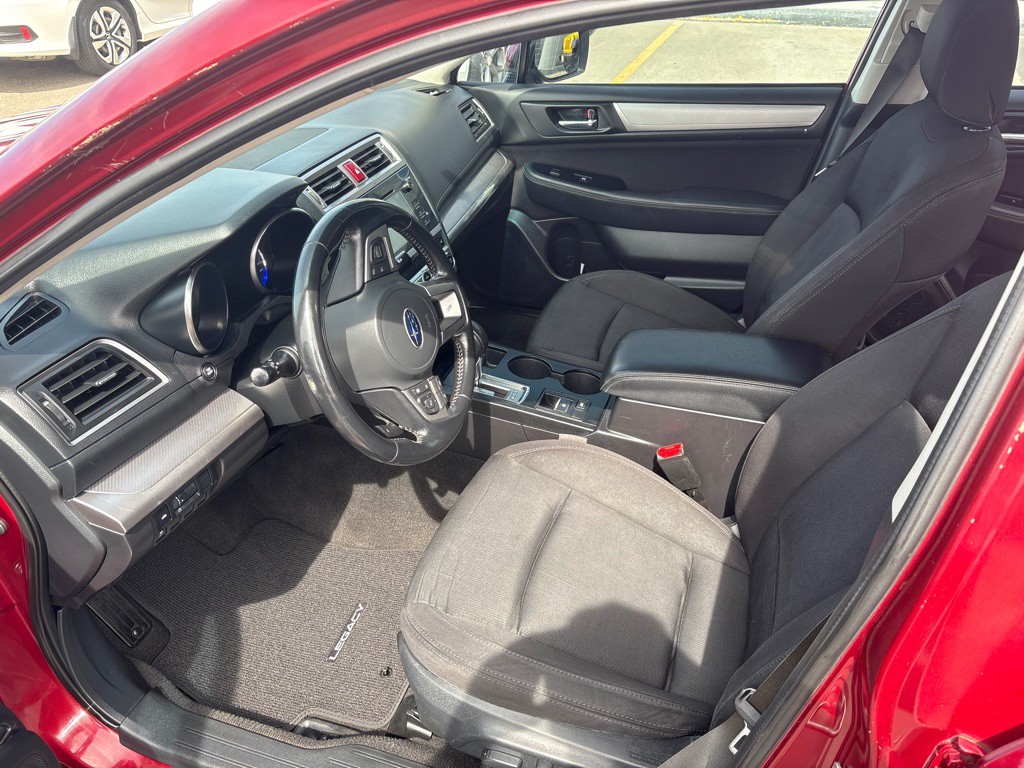 2016 Subaru Legacy Image 12