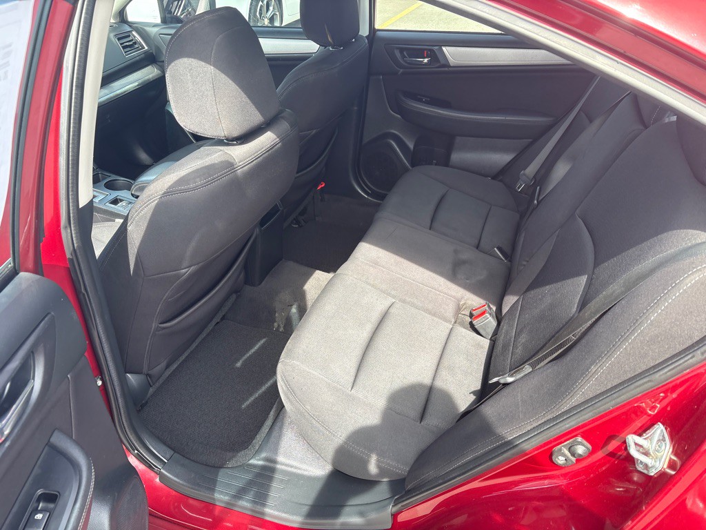 2016 Subaru Legacy Image 13