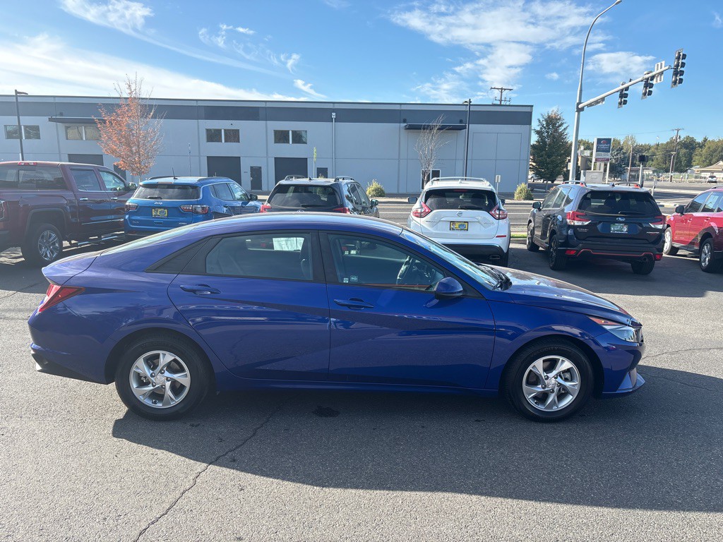 2021 Hyundai Elantra Image 6
