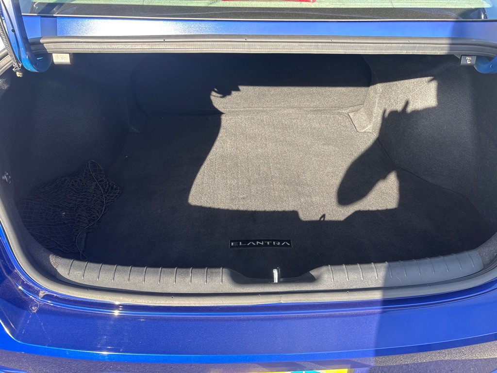 2021 Hyundai Elantra Image 11