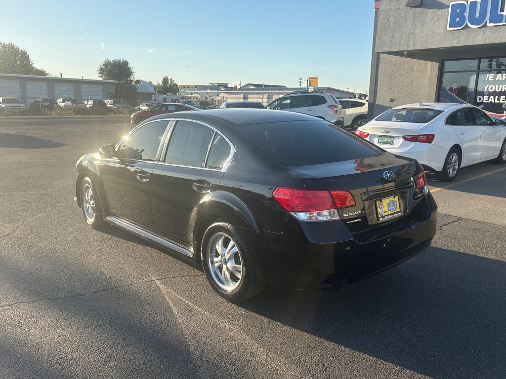 2013 Subaru Legacy Image 3