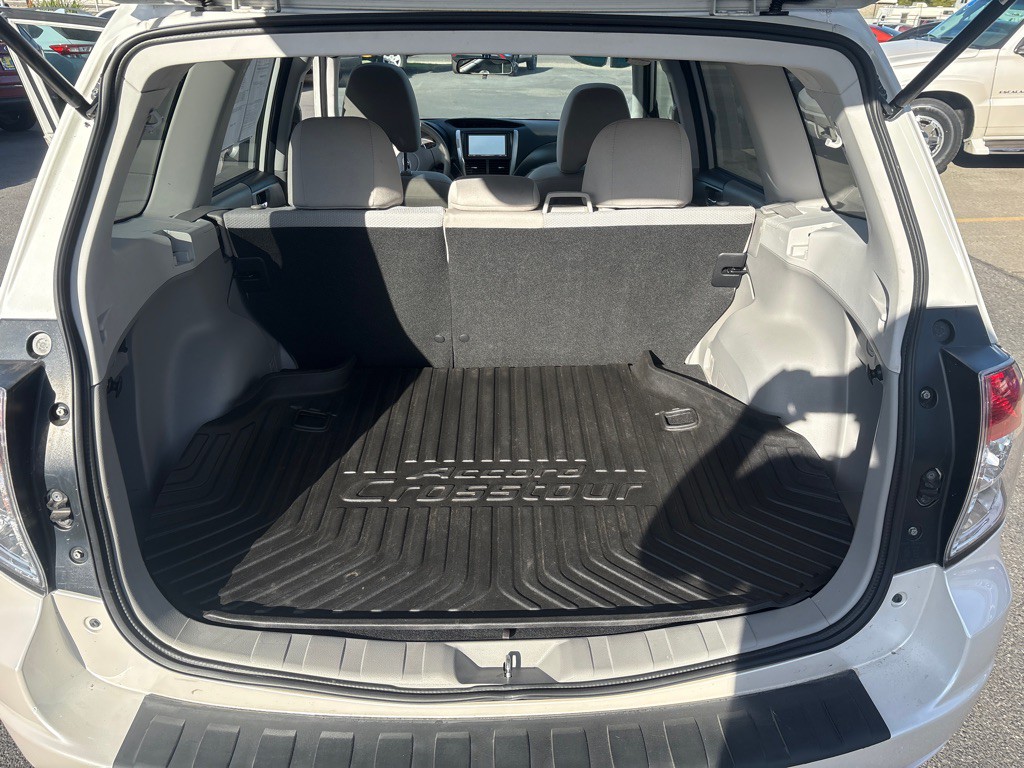 2013 Subaru Forester Image 11