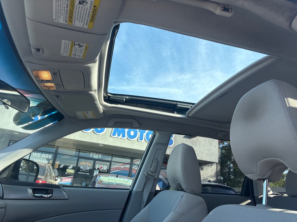 2013 Subaru Forester Image 14