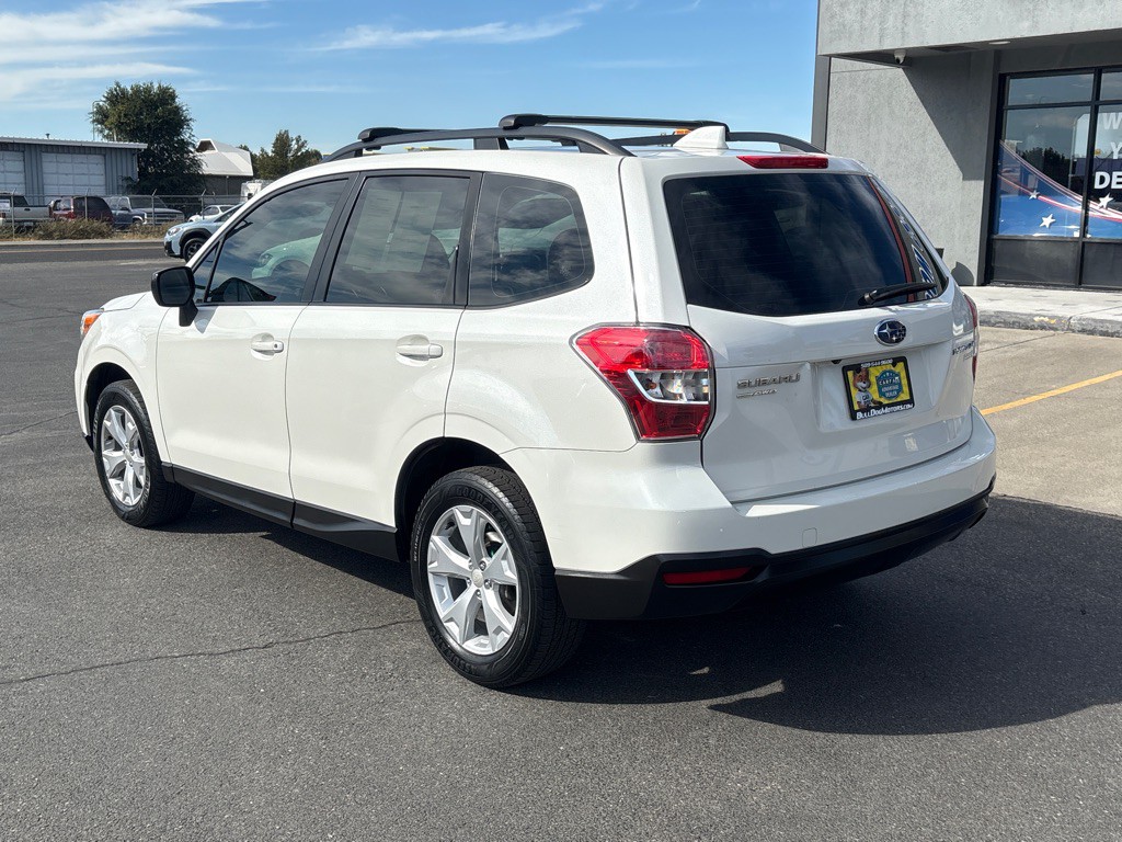 2016 Subaru Forester Image 3