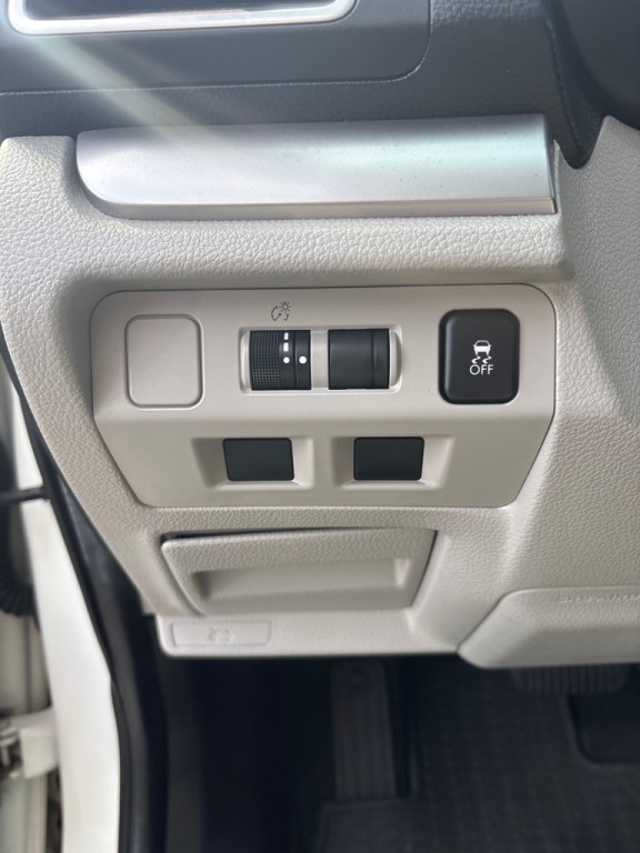 2016 Subaru Forester Image 15