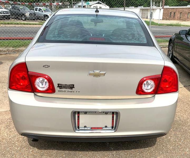 2011 Chevrolet Malibu Image 5