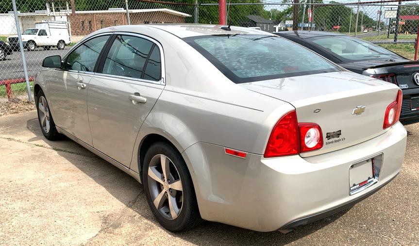 2011 Chevrolet Malibu Image 6