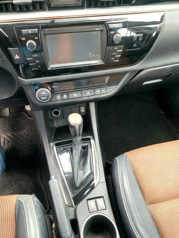 2014 Toyota Corolla Image 8
