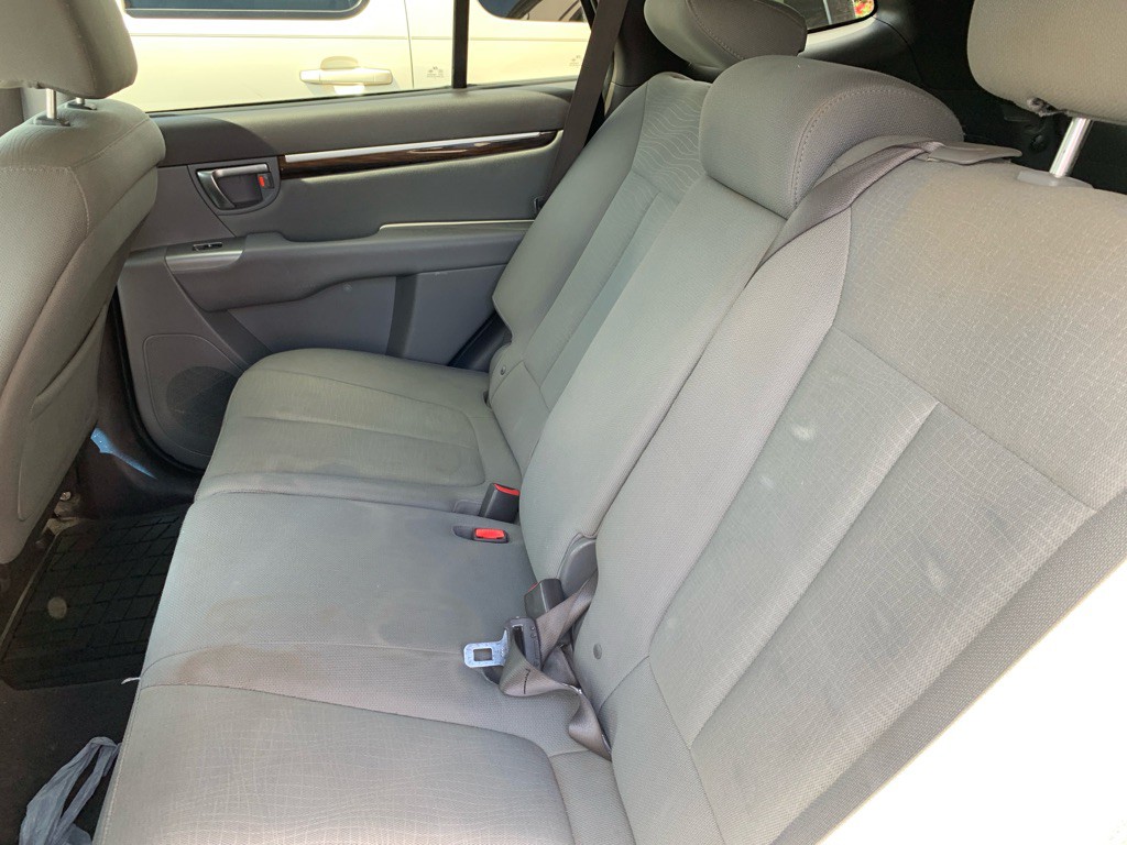2011 Hyundai Santa Fe Image 11