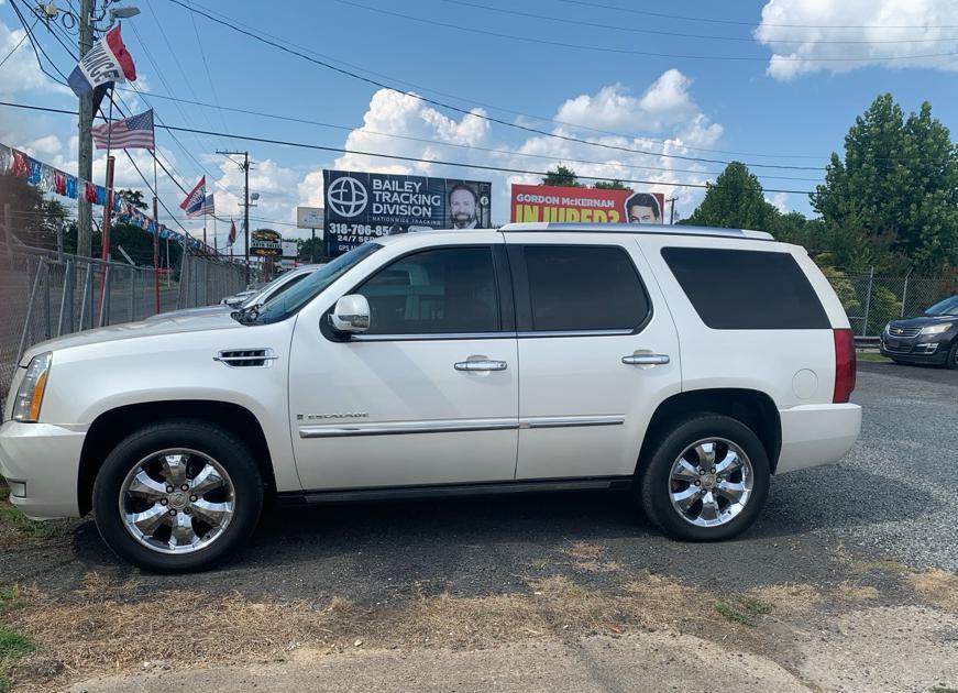2007 Cadillac Escalade Image 4