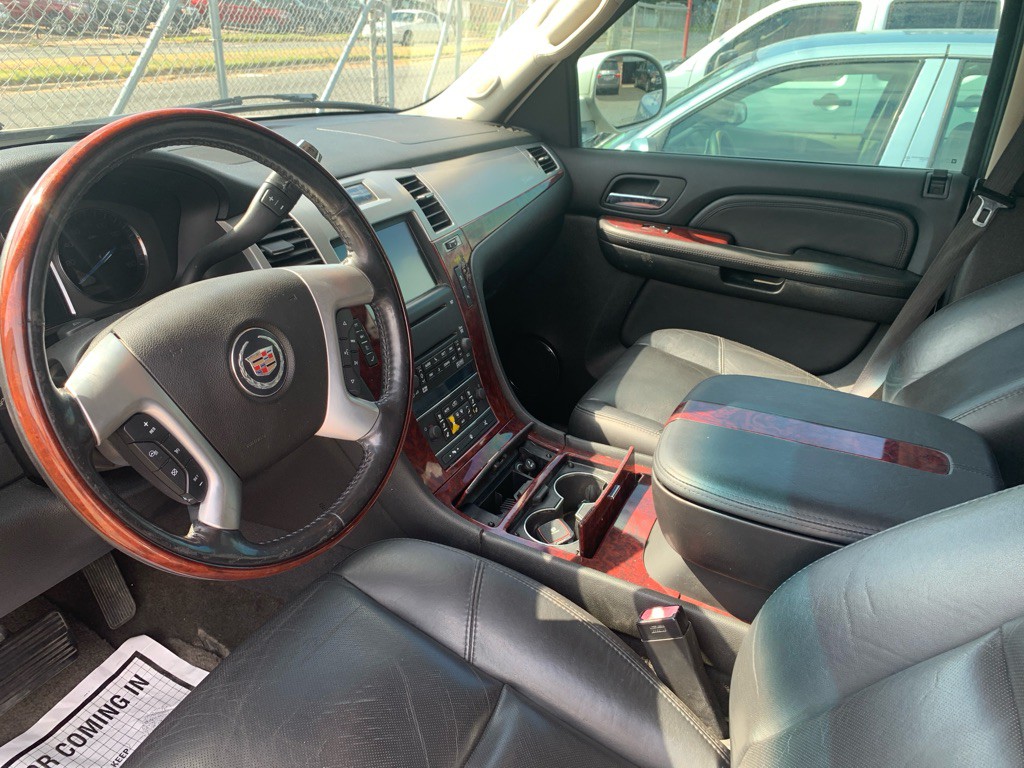 2007 Cadillac Escalade Image 7