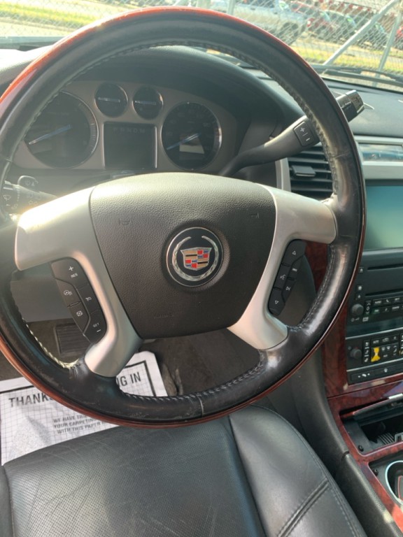 2007 Cadillac Escalade Image 9