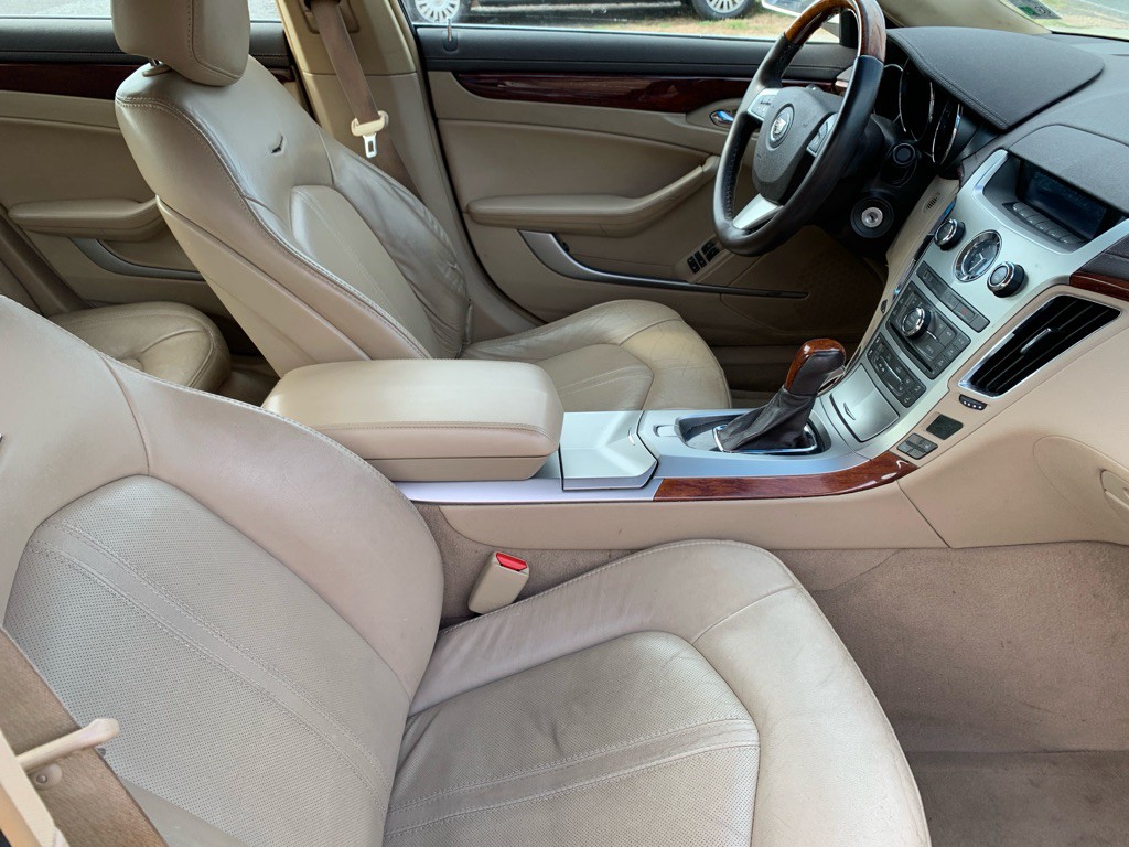 2009 Cadillac CTS Image 9