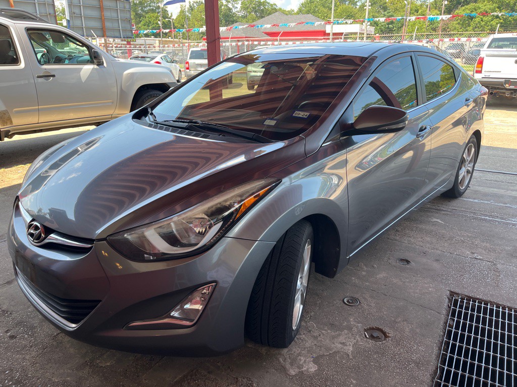 2016 Hyundai Elantra Image 2