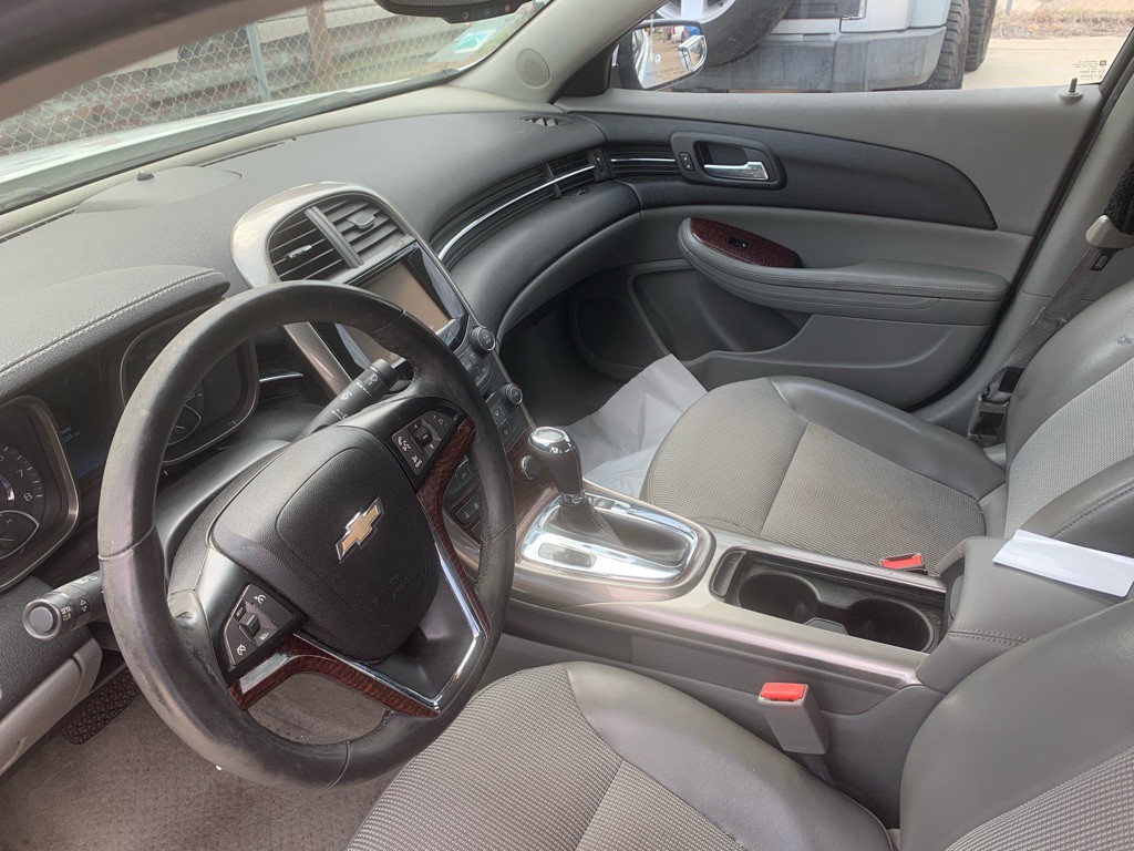2013 Chevrolet Malibu Image 6
