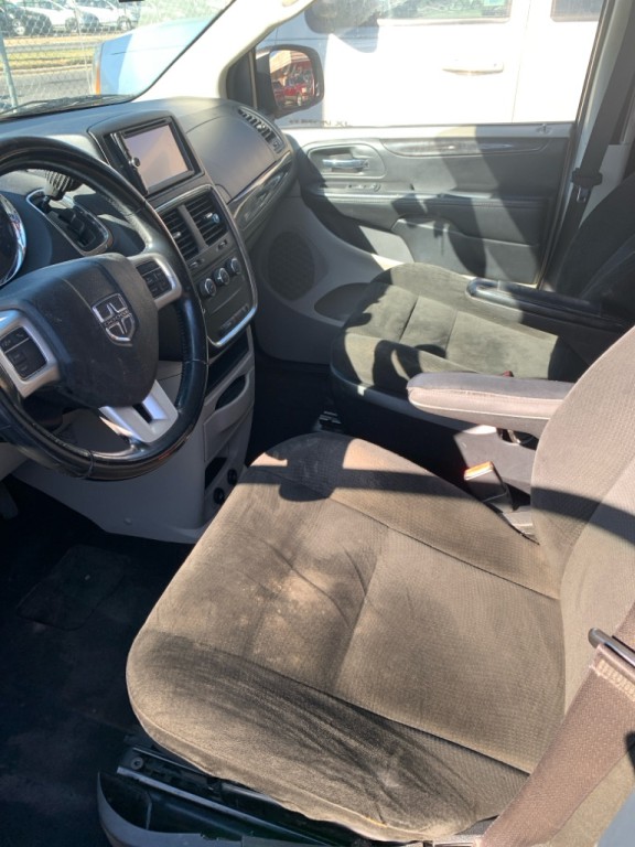 2015 Dodge Grand Caravan Image 7