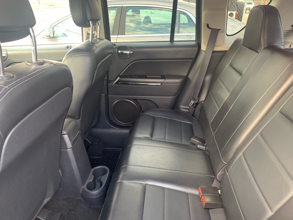 2012 Jeep Compass Image 7