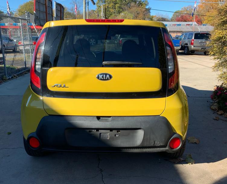 2015 Kia Soul Image 2