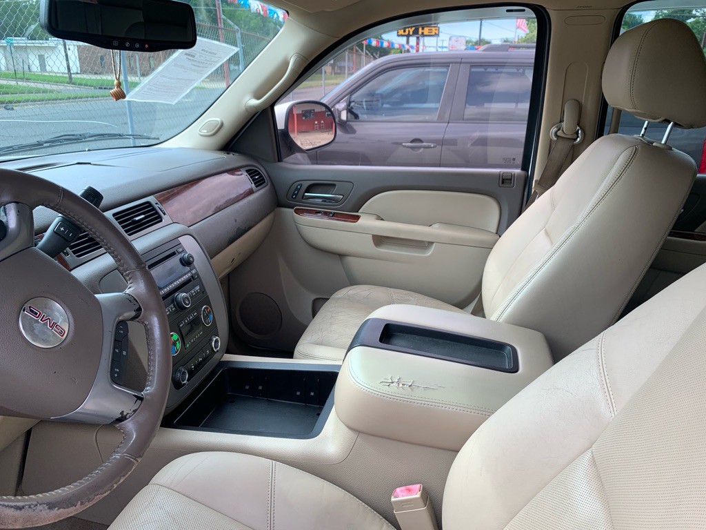 2011 GMC Yukon Image 6