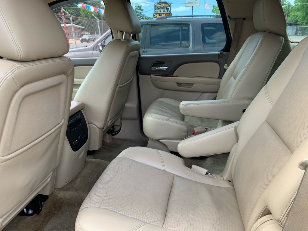 2011 GMC Yukon Image 9