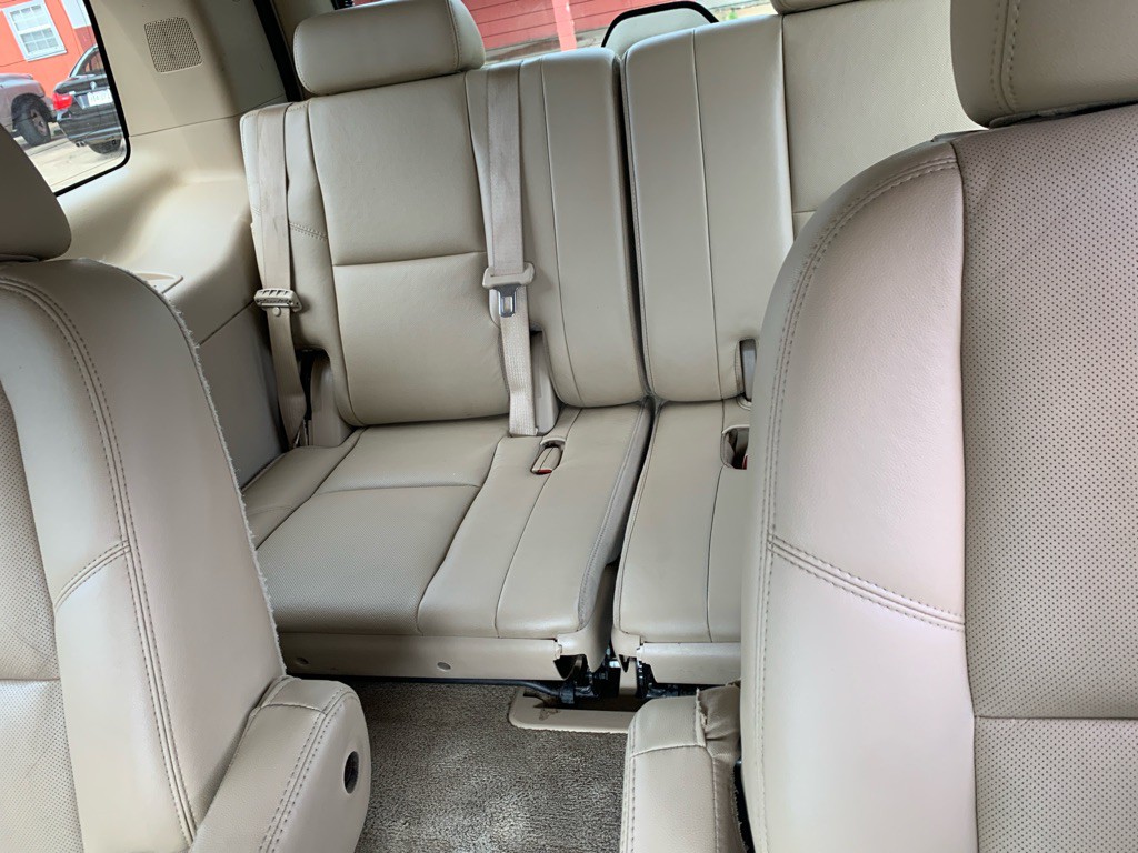 2011 GMC Yukon Image 11