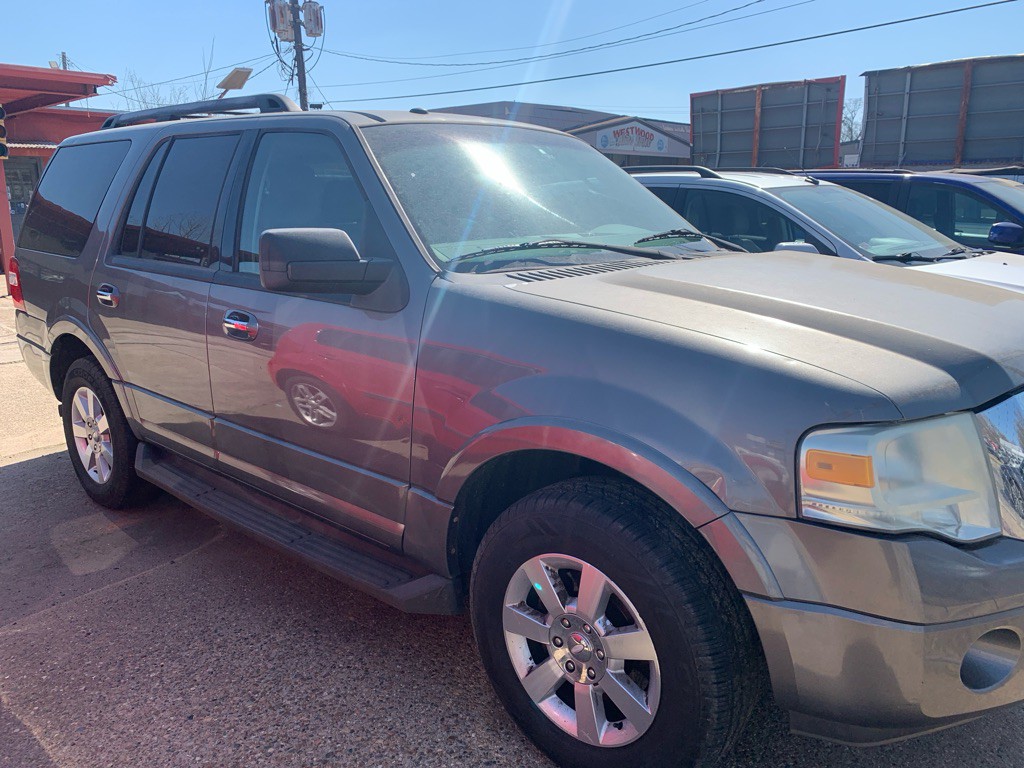 2010 Ford Expedition Image 3