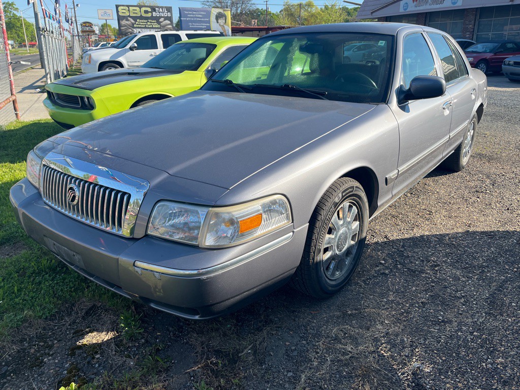 2006 Mercury Grand Marquis Image 1