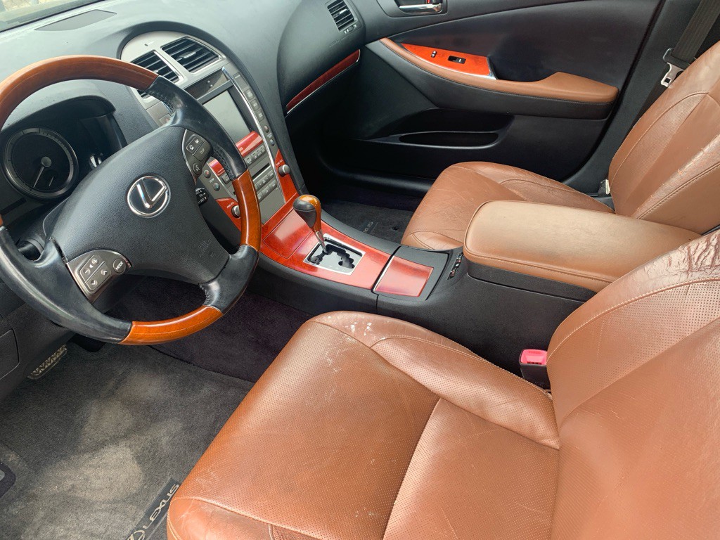 2012 Lexus ES Image 6