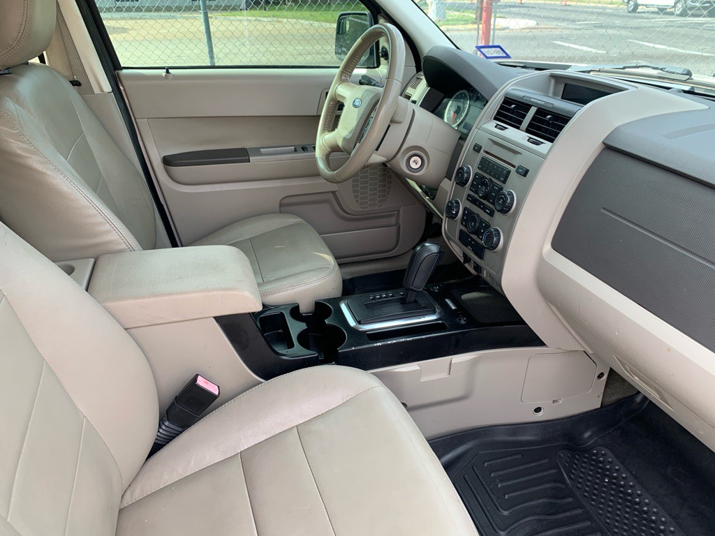 2011 Ford Escape Image 10