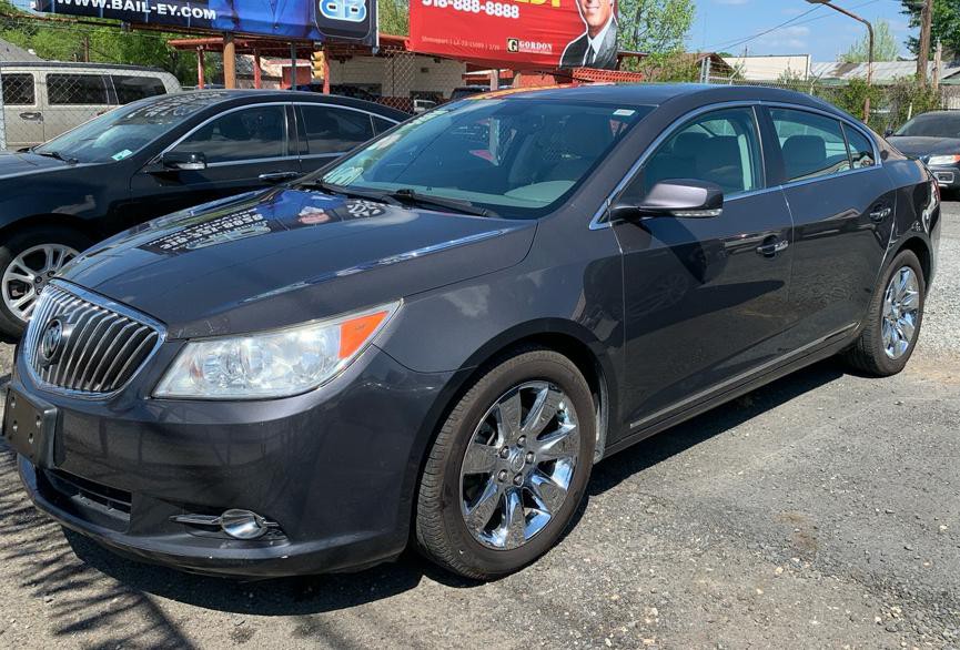2013 Buick Lacrosse Image 2