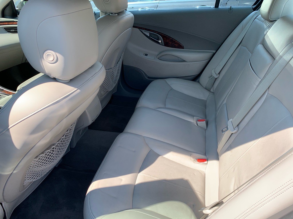 2013 Buick Lacrosse Image 8