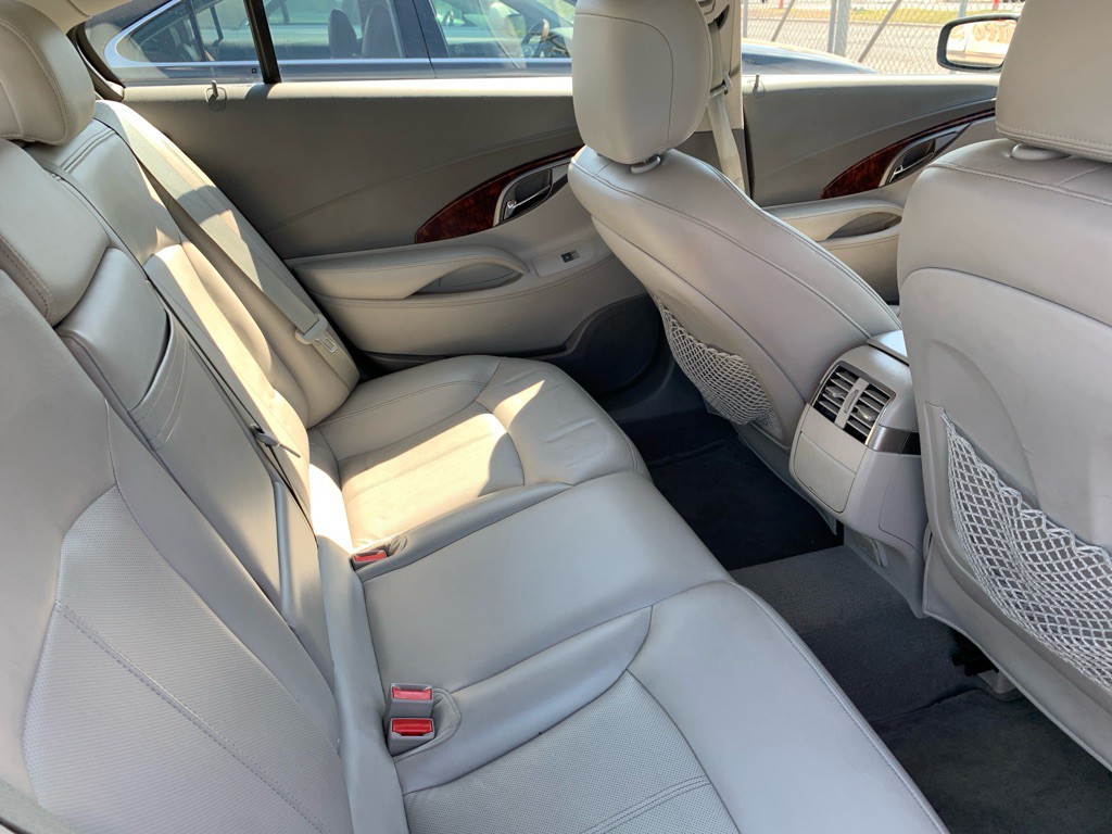 2013 Buick Lacrosse Image 9