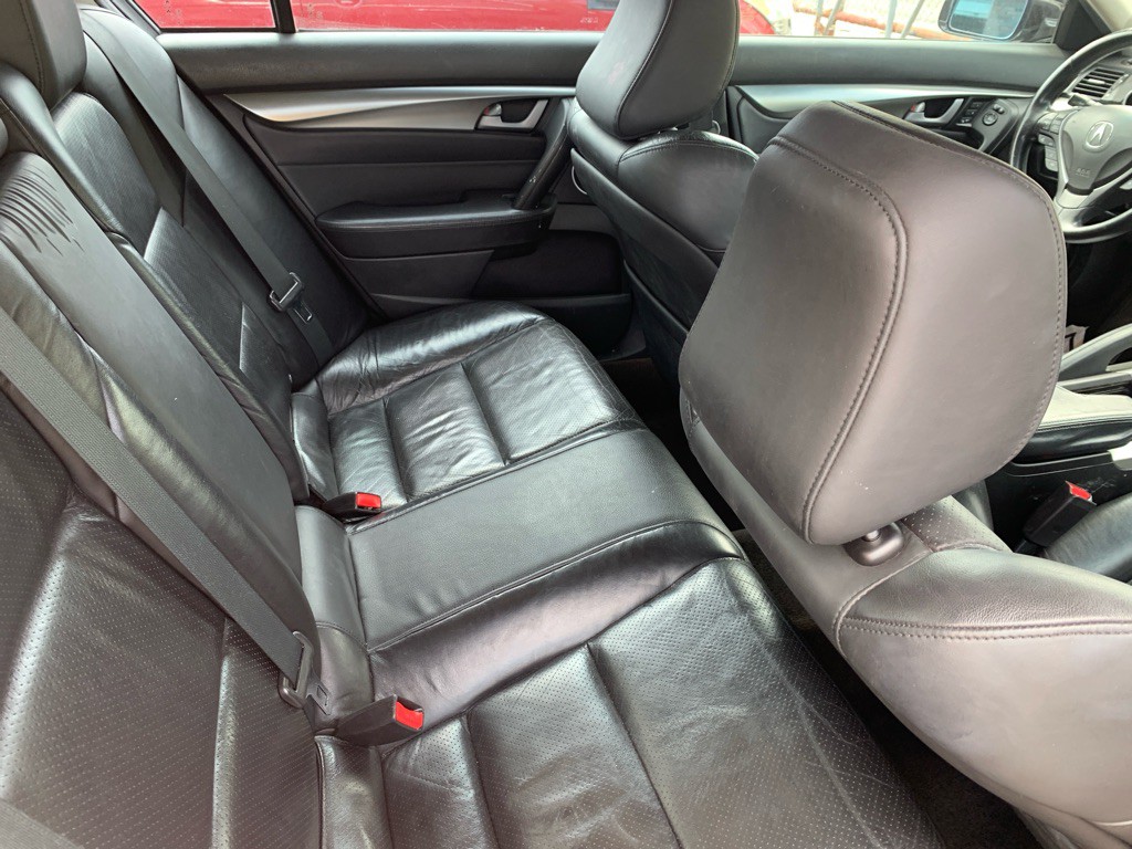 2011 Acura TL Image 9