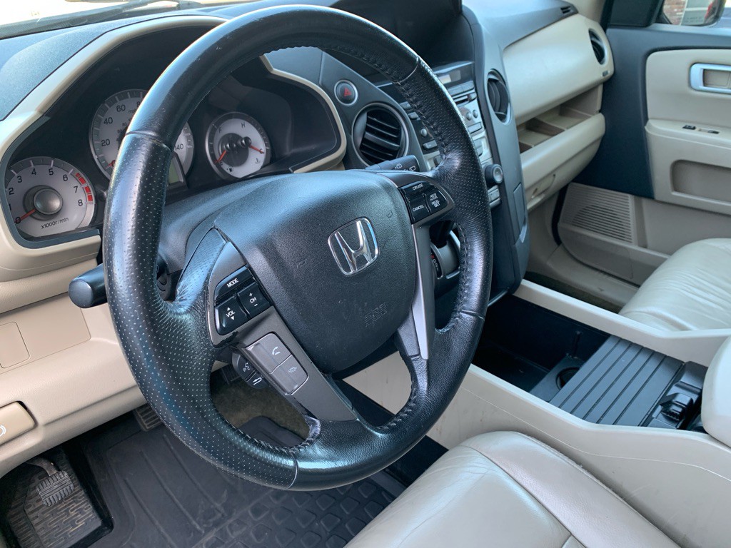 2015 Honda Pilot Image 9